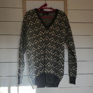 Vintage graphic wool sweater